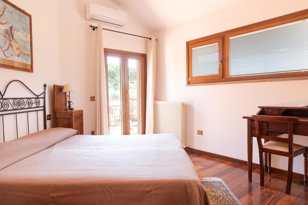 Country Hotel Residence Da Pilade Capoliveri  Exterior photo