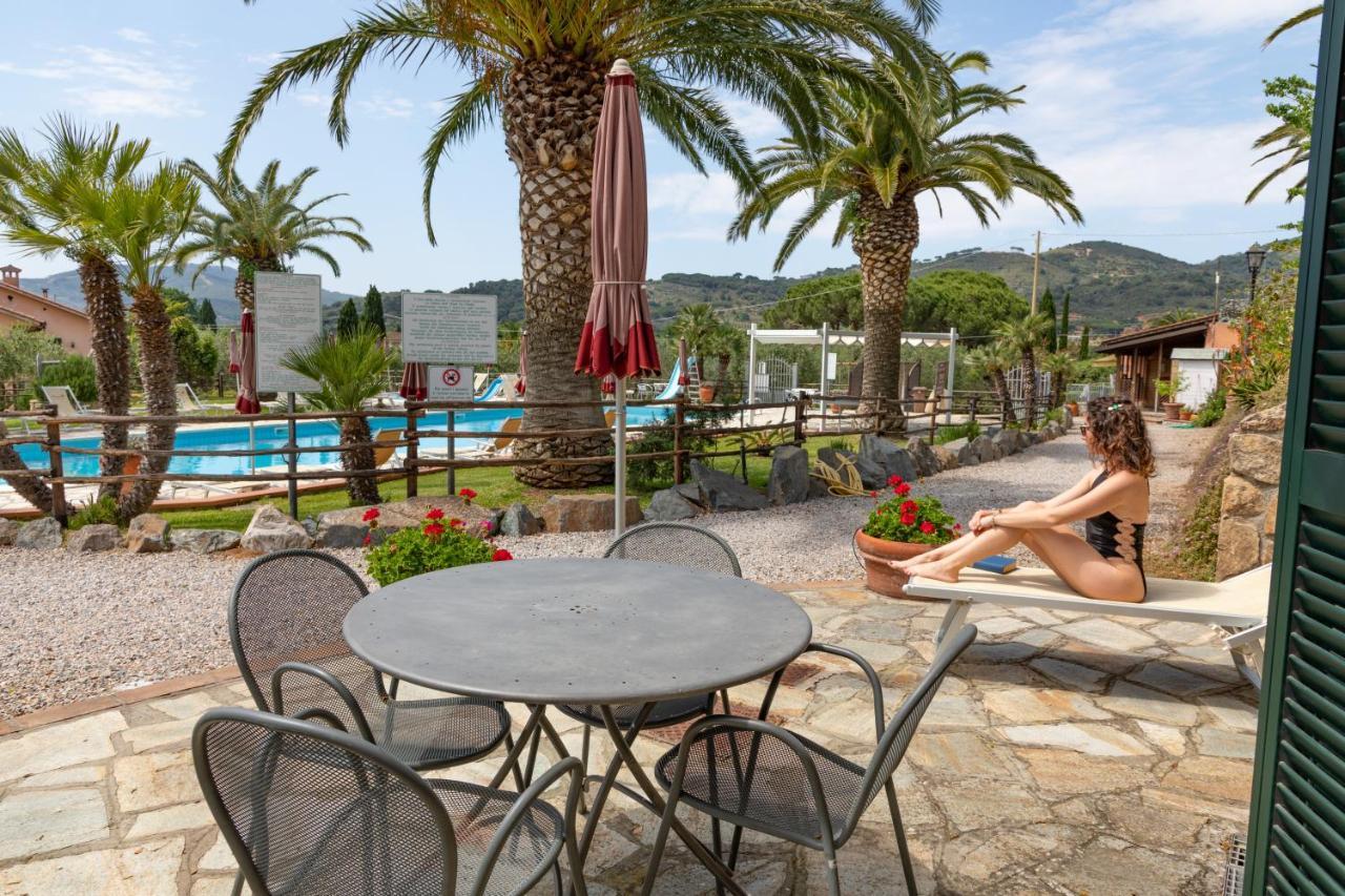Country Hotel Residence Da Pilade Capoliveri  Exterior photo